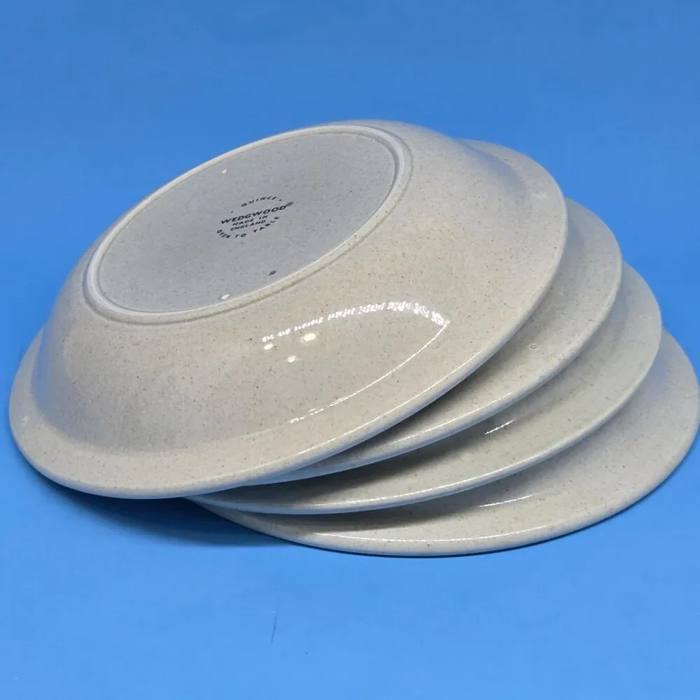 Wedgwood Stoneware Quince 7 3/8